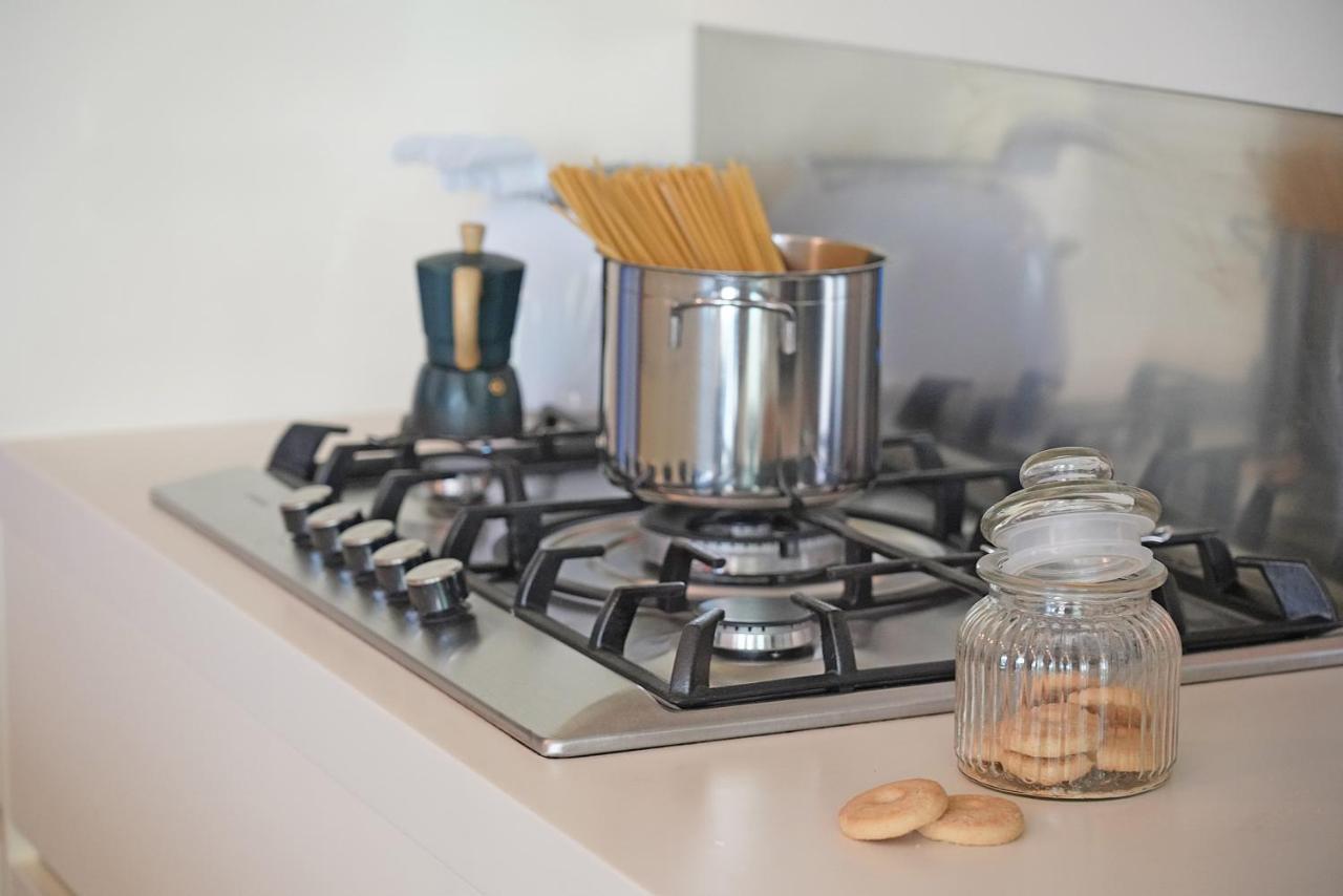 Giulia Luxury Apartment ซีร์มิโอเน ภายนอก รูปภาพ