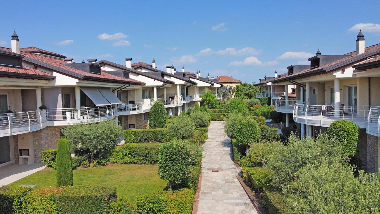Giulia Luxury Apartment ซีร์มิโอเน ภายนอก รูปภาพ